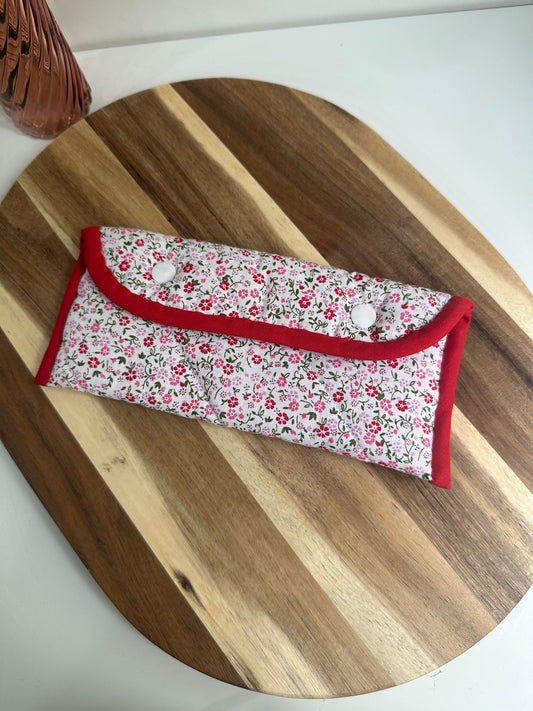 Etui à lunettes fleurs rouges et roses