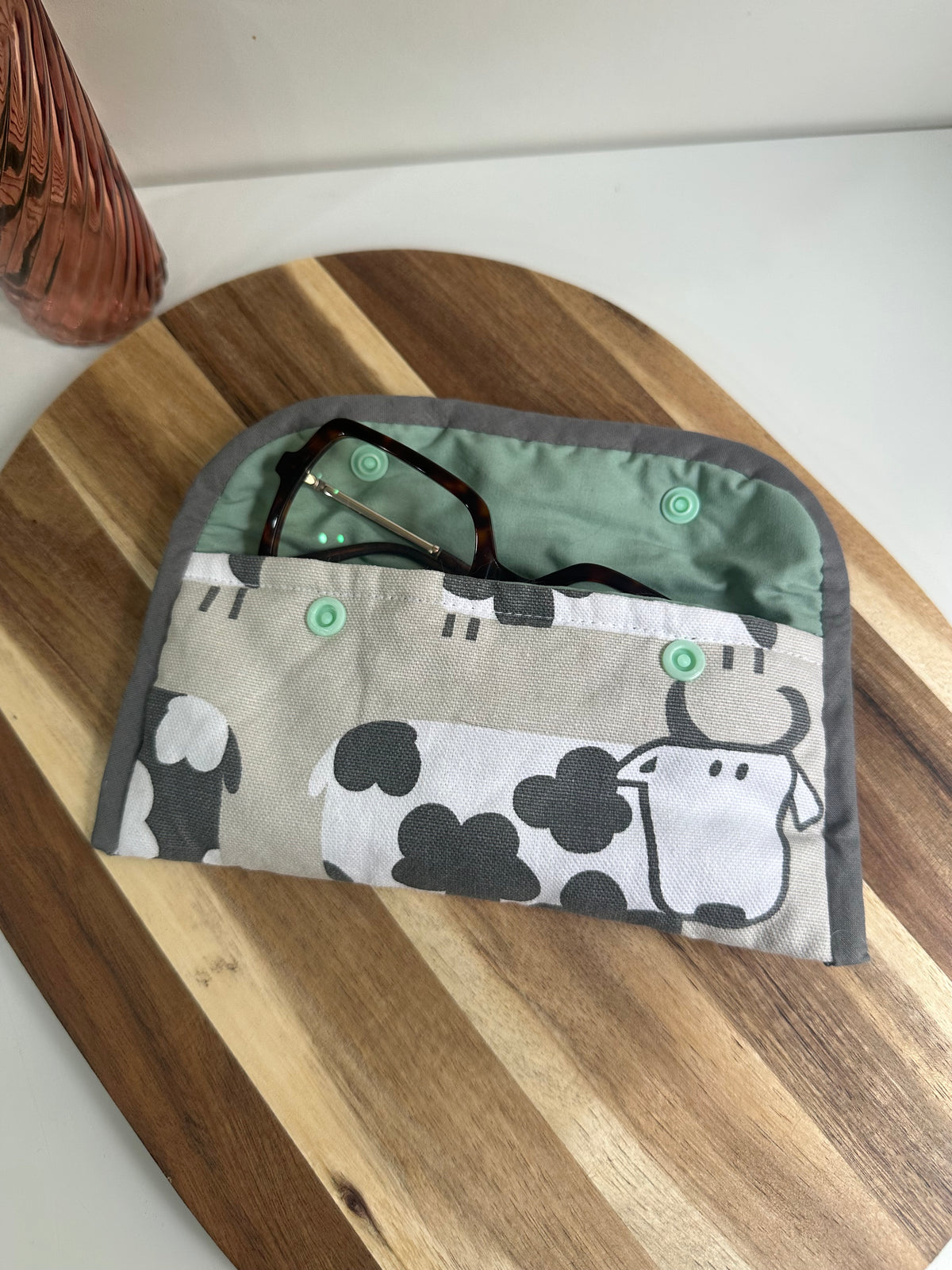 Étui à lunettes vaches à cornes