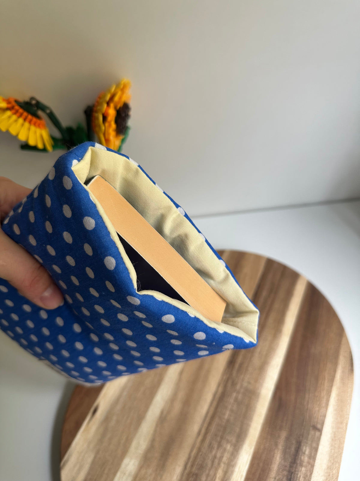 Housse à livre bleu à pois - Poche