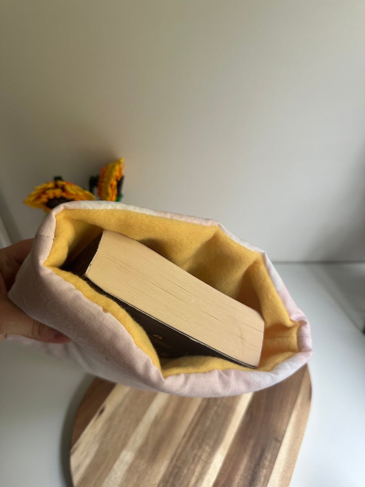 Housse à livre Cygnes jaune - Broché