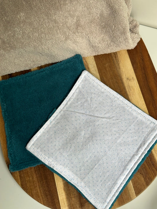 Coton blanc à pois bleus - taille 2
