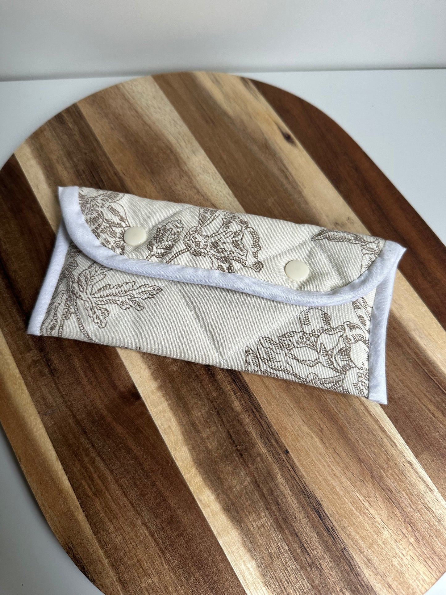 Etui à lunettes beige floral