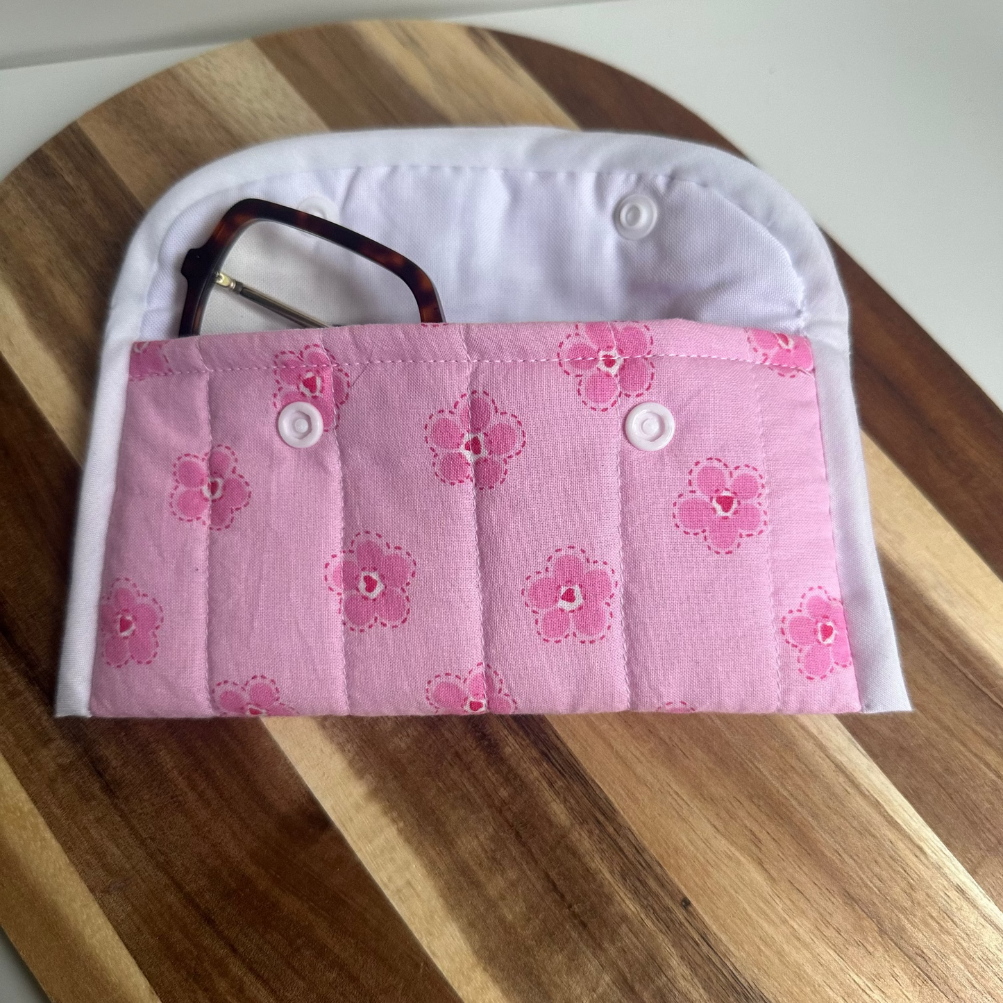 Etui à lunettes à fleurs roses